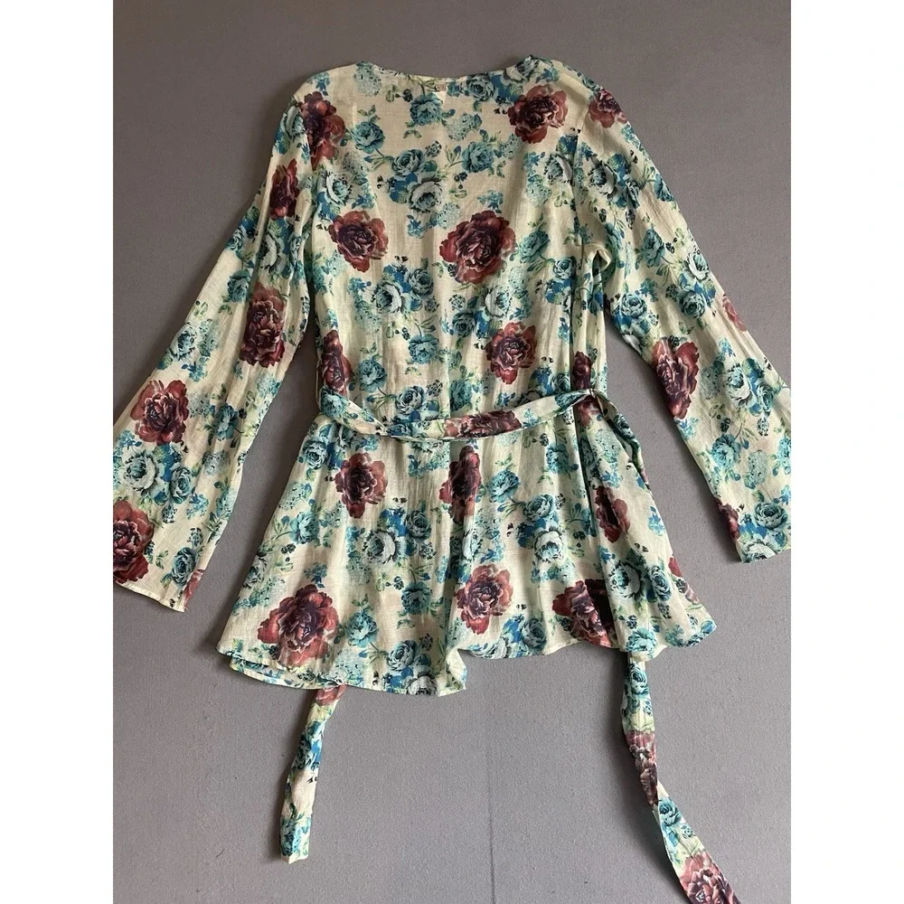For Love & Lemons Skivvies Naughty Robe Floral OS Cover Up Light Airy Bell Sleev